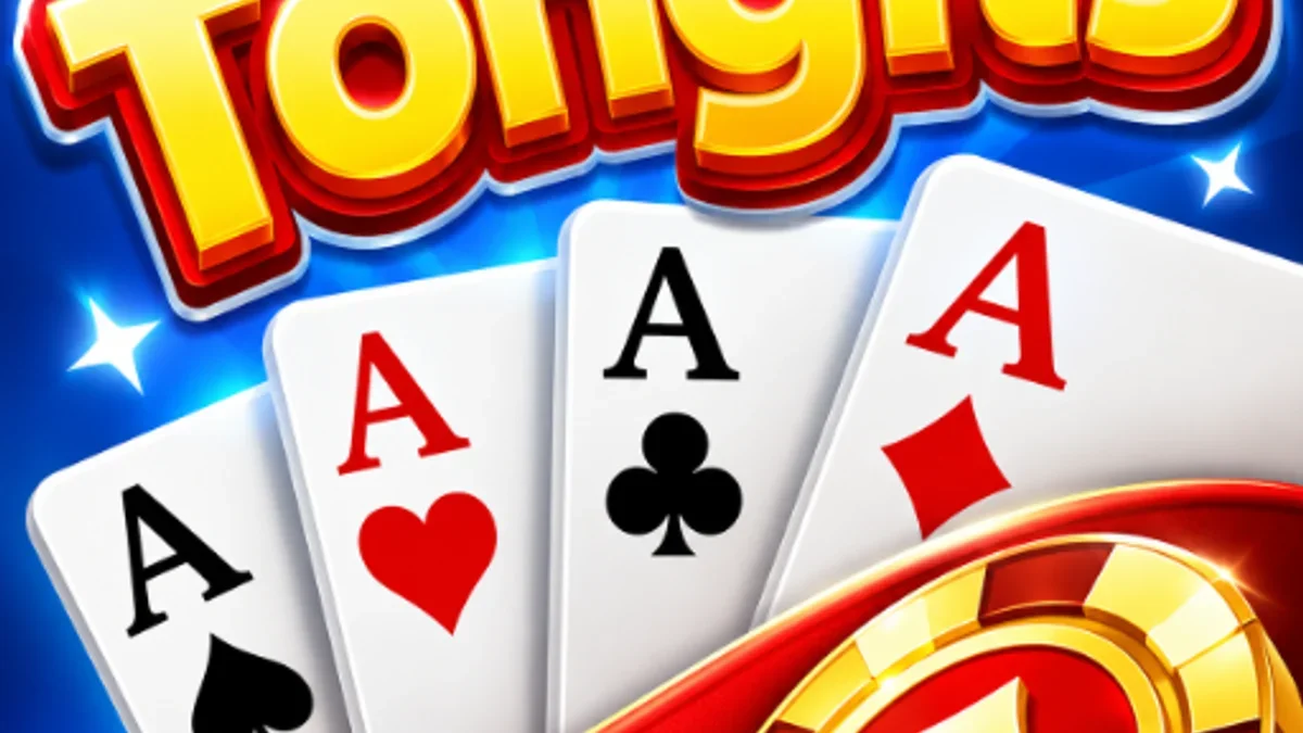 3-player Tongits card game table showing melding sets, draw pile, and sapaw options